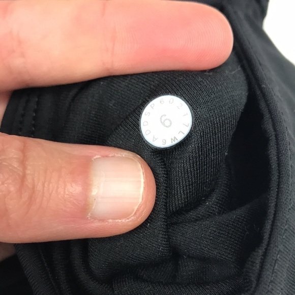 Lululemon Train Times Crop (17") Black - Picture 6 of 6